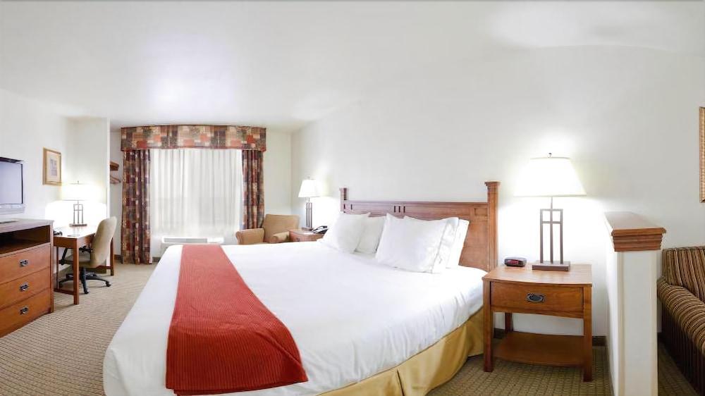 Holiday Inn Express Hotel & Suites Mattoon By Ihg Εξωτερικό φωτογραφία