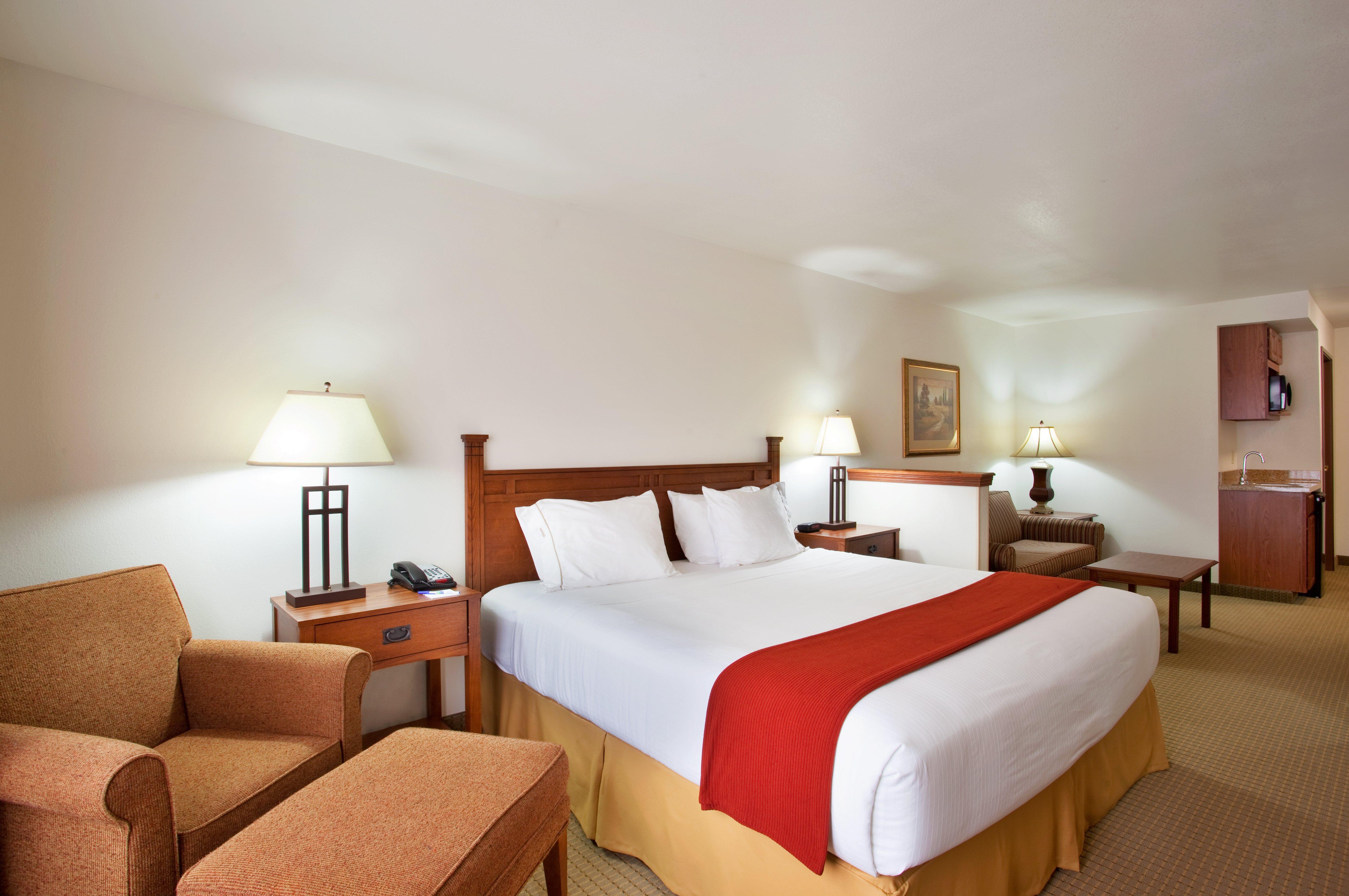 Holiday Inn Express Hotel & Suites Mattoon By Ihg Εξωτερικό φωτογραφία